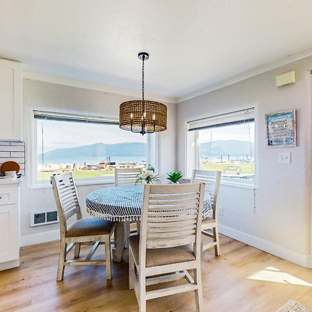 Erikson Beach House Bow 外观 照片